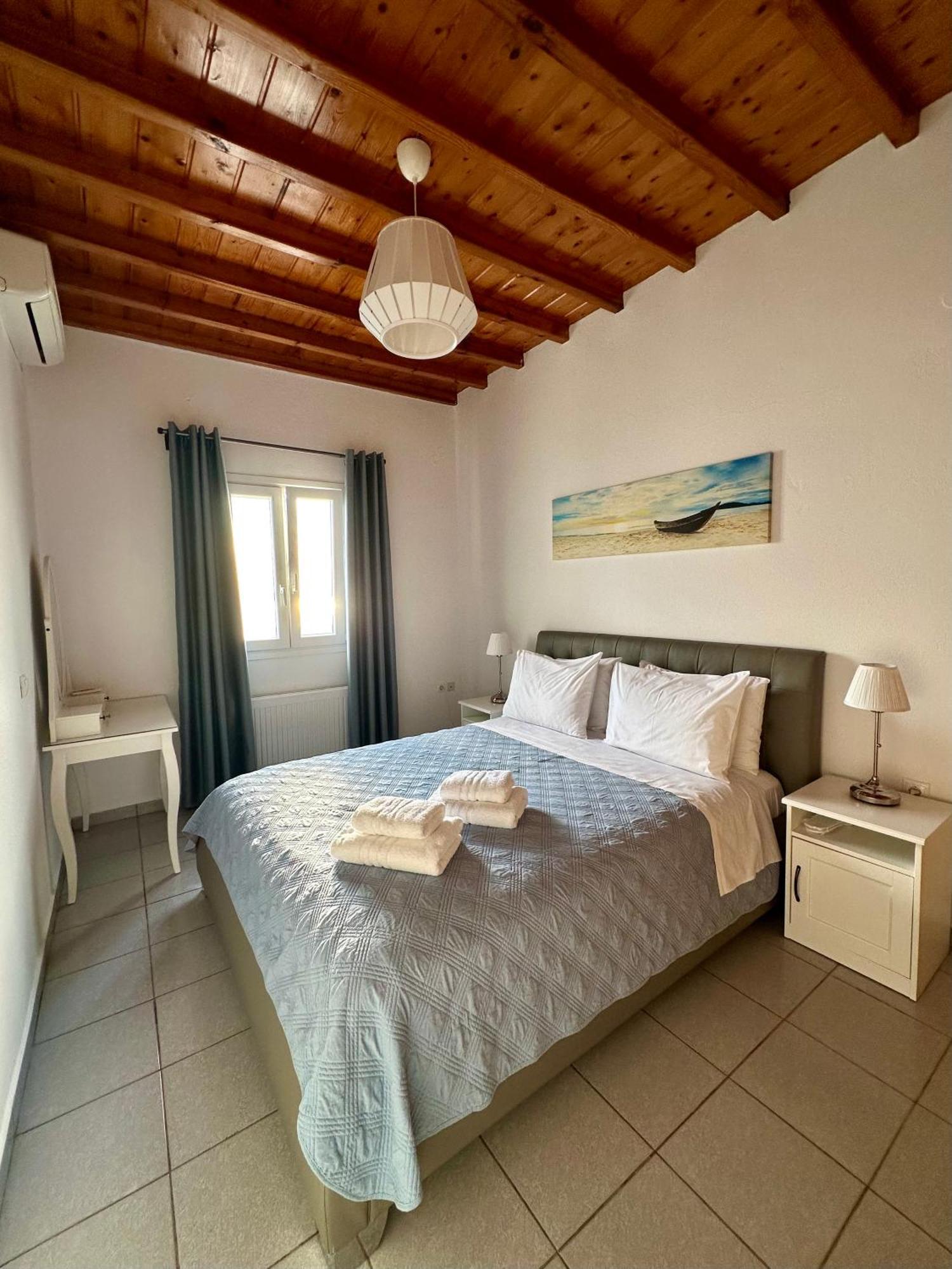 Oceania Aparthotel Tourlos